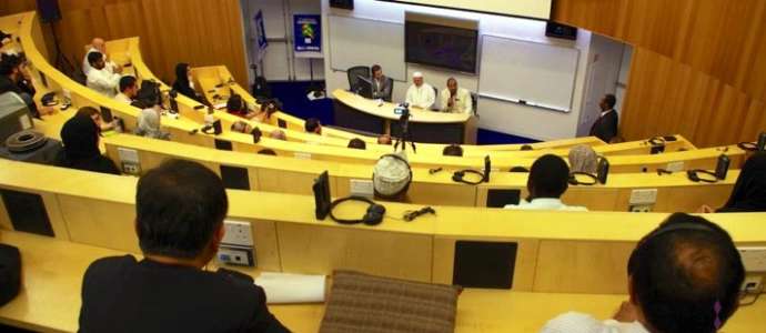 Issues facing migrant workers raised by CILE in public lecture