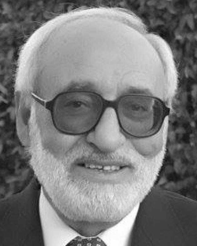 Dr Mohammad Naim Yasin